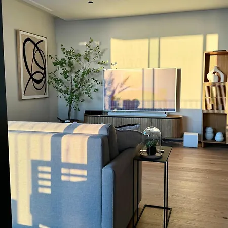 Luxury Ocean View At Foxos Apartment *
